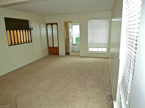 4th image of 6824 Beacon Dr APT A