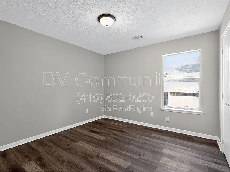 16350 Many Trees Ln — Photo 19
