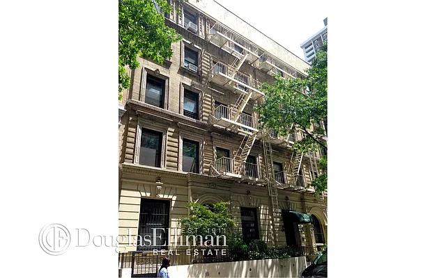 Sold by Douglas Elliman | media 6