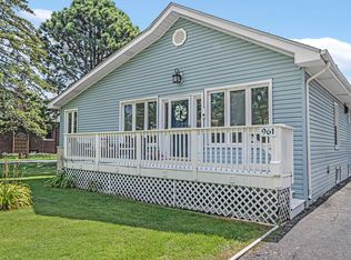 961 Walter Ave, Des Plaines, IL