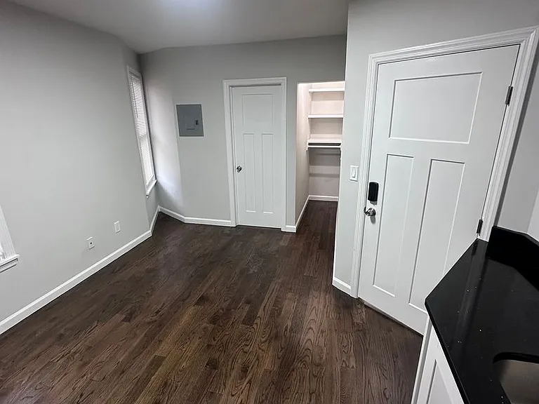 116-118 Catherine St — Photo 38