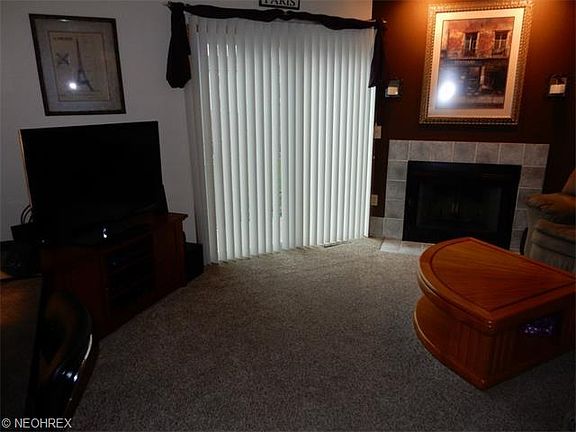 4th image of 634 Topaz Ln