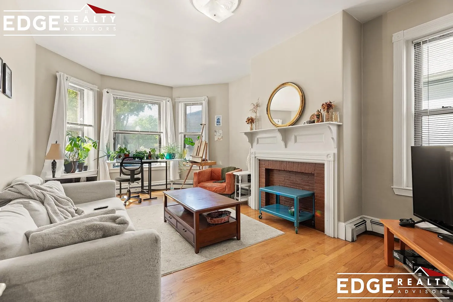 4 bed, 1.0 bath, $4,750 — Photo 1
