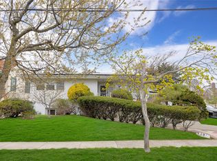 271 Lafayette Blvd, Long Beach, NY 11561