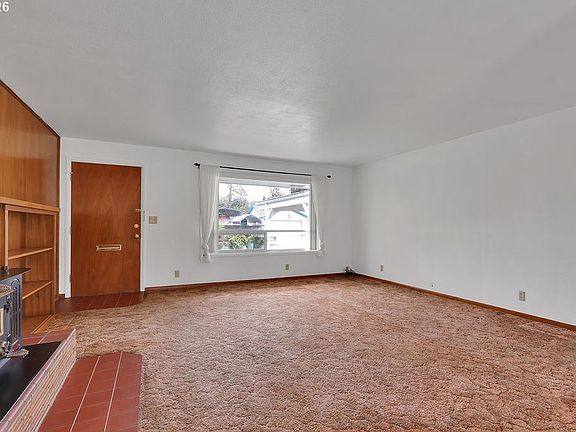 3rd image of 117 Allen Ave