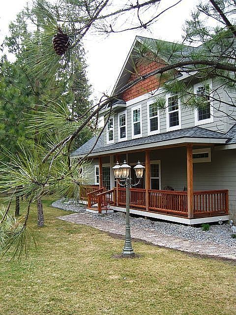 Quietude only a small neighborhood can provide 