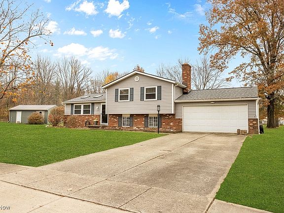 3rd image of 4381 Galaxy Dr