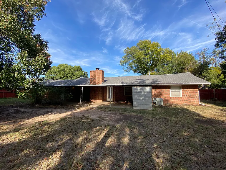 1510 Munger Dr — Photo 31