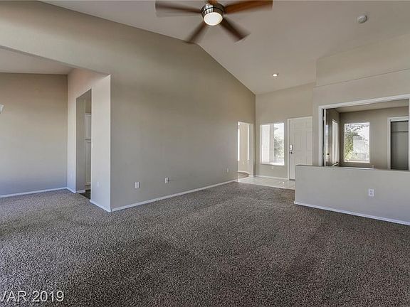 3rd image of 2537 Cog Hill Ln