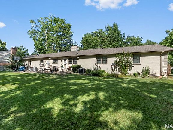 5th image of 1701 Brookwood Dr