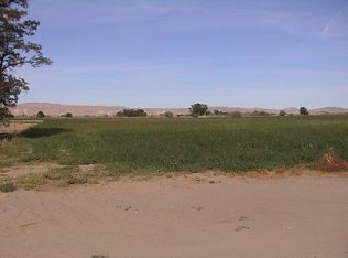 30503 W Peckham Rd, Wilder, ID 83676