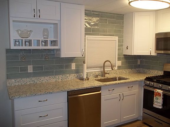 3rd image of 4860 E Main St #B-72