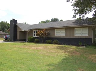 3127 Old Medina Rd, Jackson, TN 38305