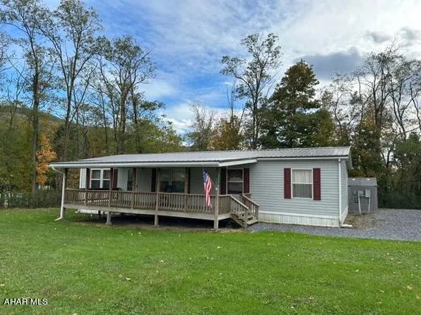 117 Chestnut St, Claysburg, PA 16625