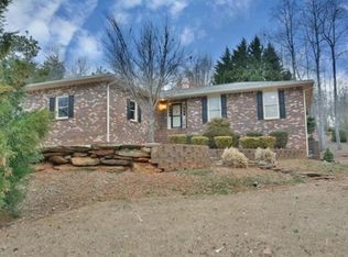 604 Pine Lake Dr, Cumming, GA 30040