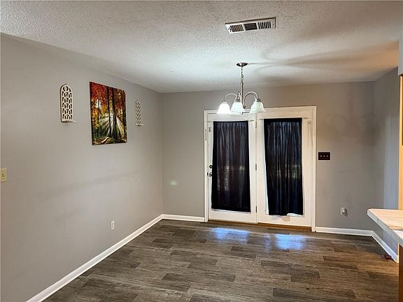 3rd image of 1510 W Lisa Ln
