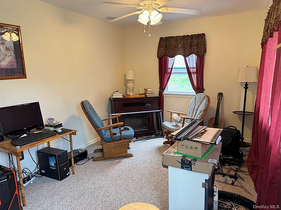 4th image of 117 Firwood Road S