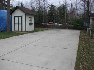 2757 Owens Dr UNIT 168, Houghton Lake, MI 48629