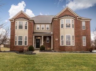 2842 Sterkel Rd, North Aurora, IL 60542