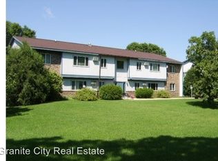 424 4th St S APT 7, Long Prairie, MN 56347