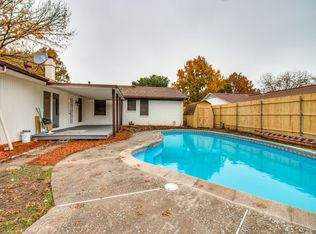 2412 Eastbrook Dr, Mesquite, TX