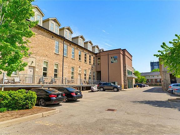 2nd image of 25 Concession St #111