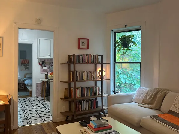 1046 Bergen Street image 1 of 7