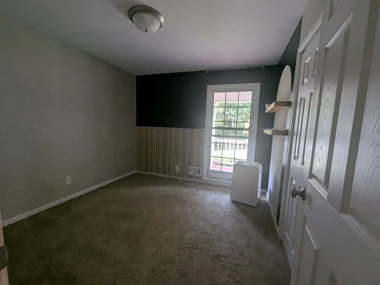 10208 Cumming Hwy — Photo 18