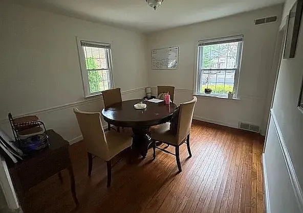 117 University Boulevard - 1 — Photo 3