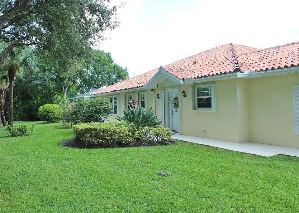 1st image of 1637 SW Meadowview Way