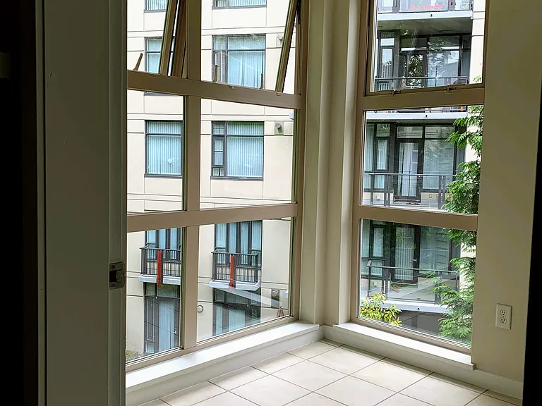 4750 Arbutus St #316 — Photo 13