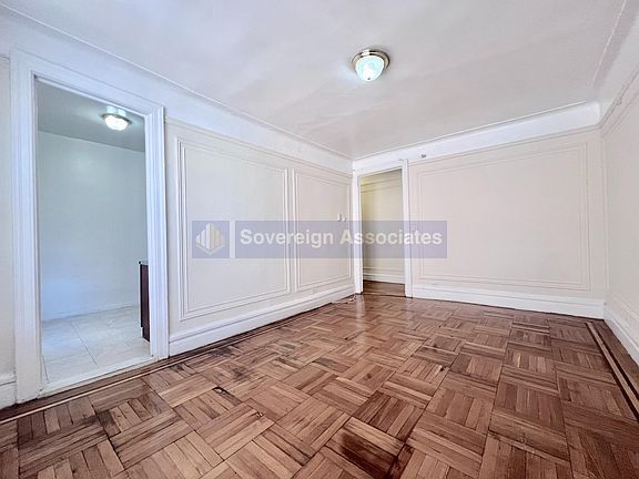 3rd image of 536 Fort Washington Ave APT 2B