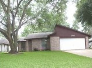2718 Sherwood Hollow Ln, Kingwood, TX 77339