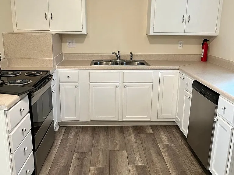 165 Hiawassee Ave — Photo 3