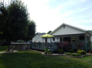 905 E Gregory Ave, Marion, IL 62959