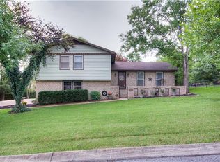 3812 Lake Aire Dr, Nashville, TN 37217