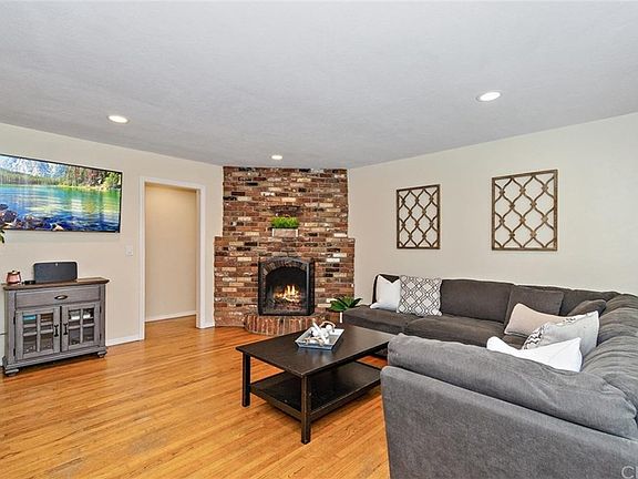 2nd image of 744 Caballo Ave
