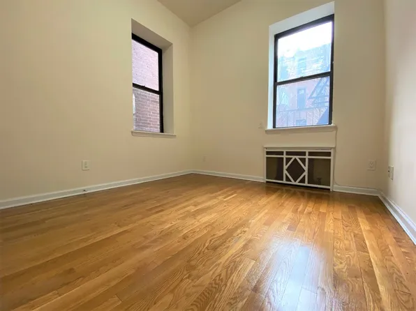 130 East 93rd Street image 4 of 7