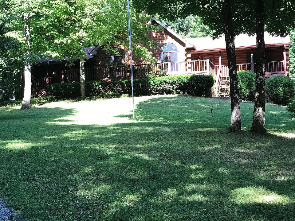 1st image of 301 J L Thompson Ln