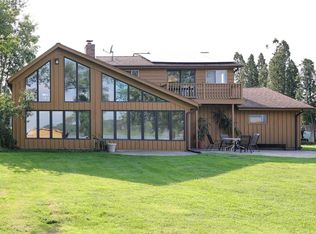 W166S8374 Kurtze Ln, Muskego, WI 53150