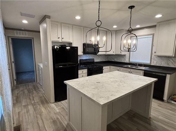 370 Sterling Dr