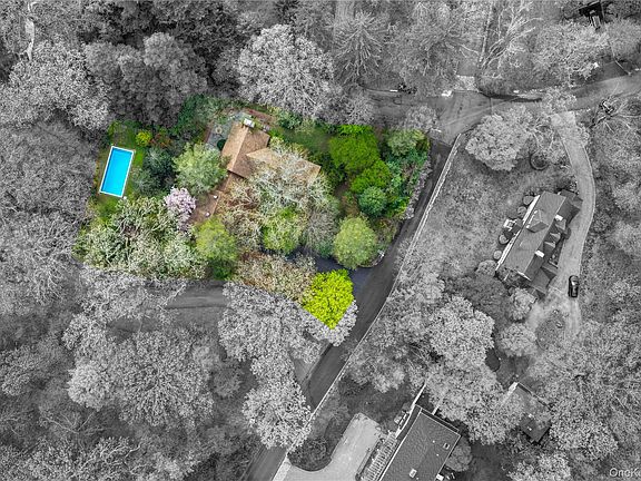3rd image of 20 Lewis Road