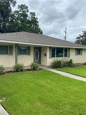 3 Donald Ct — Photo 2