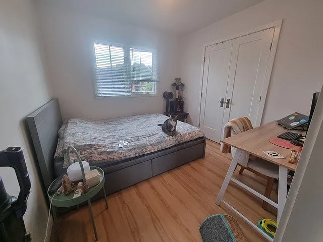 All furnishing, including queen-sized bed will be removed by current tenant