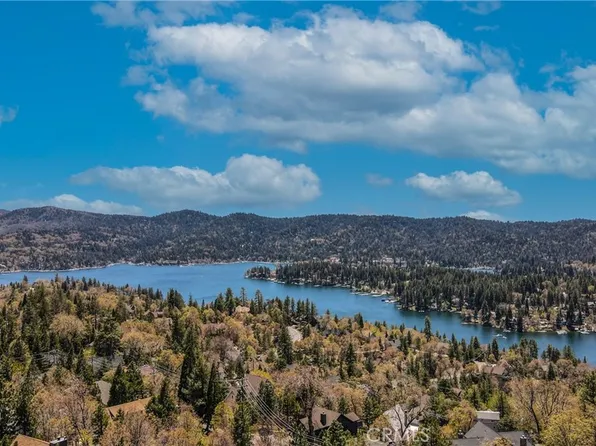 27720 Saint Bernard Ln, Lake Arrowhead, CA 92352