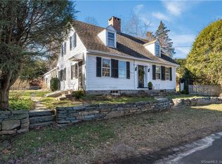 168 River Rd, Essex, CT 06426