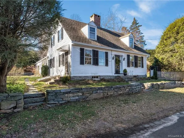 168 River Road, Essex, CT 06426