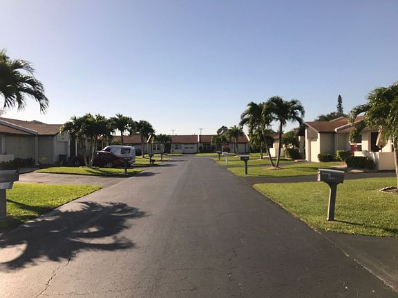 4th image of 5110 Bottlebrush St