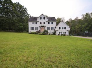 1 Hayley Hill Dr, Carmel, NY 10512