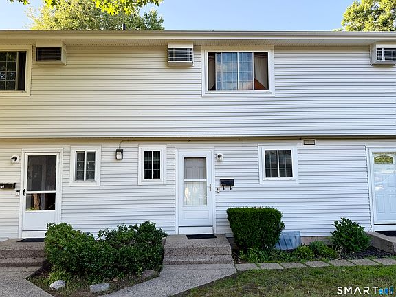 3rd image of 71 Bentwood Drive #2